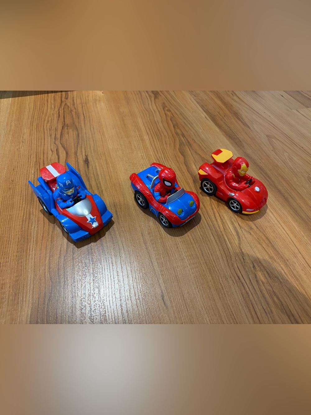 Captain America, Spiderman, And Iron Man Pull Back Cars